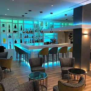 **** Hotel Western Carlton France