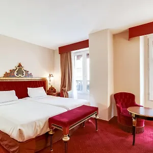 **** Hotel Opera Drouot Francia