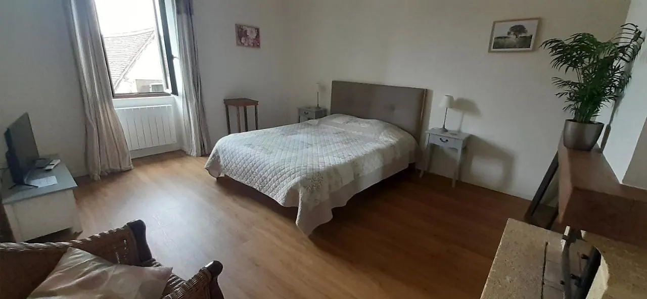 Appartements - Charme, Jardin Et Vue Imprenable En Plein Coeur De St-Cirq