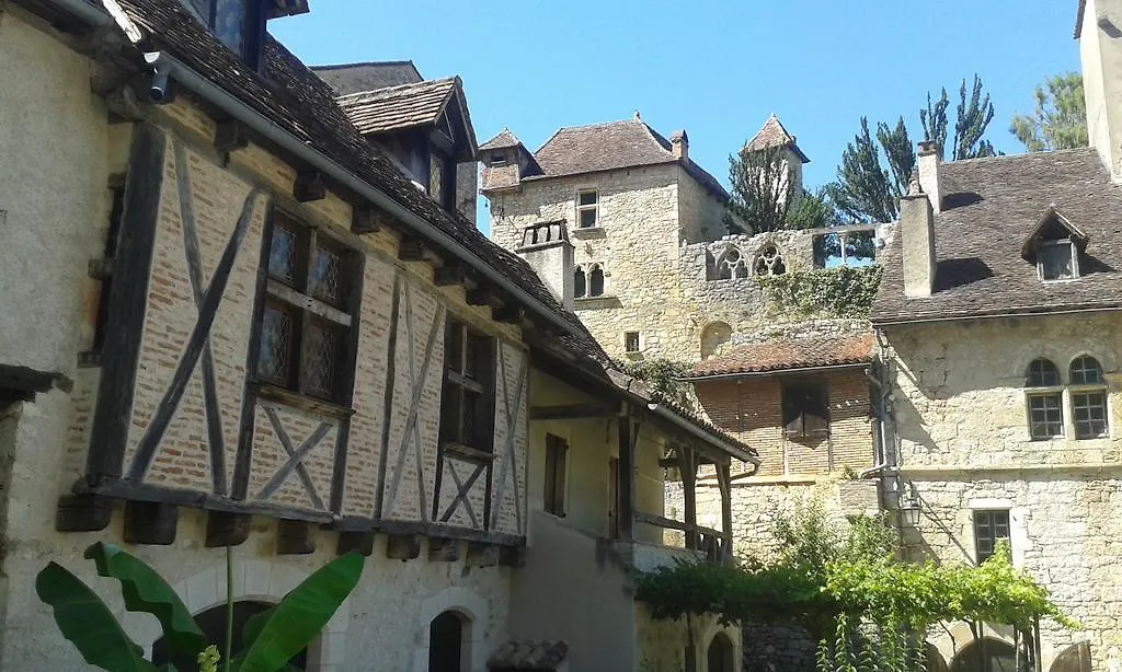 Guest house Appartements - Charme, Jardin Et Vue Imprenable En Plein Coeur De St-Cirq